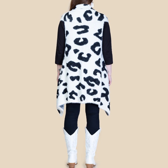 Leopard Print Women's Vest - Picture 3 of 3